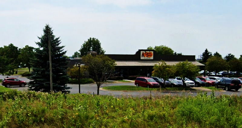 Cracker Barrel - Jackson - 2494 Airport Road (newer photo)